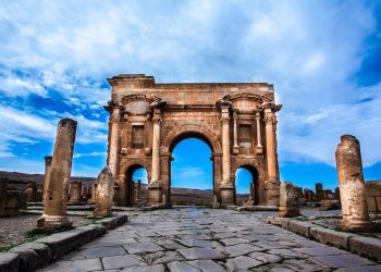 Timgad … Archaeological treasures in An open-air museum of antiquities!