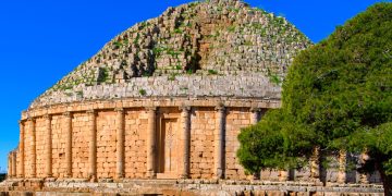 Qabr Al-Rûmiyya, story of an undying love