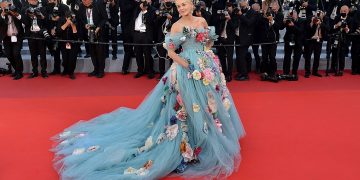 The red carpet is adorned with style and celebrities